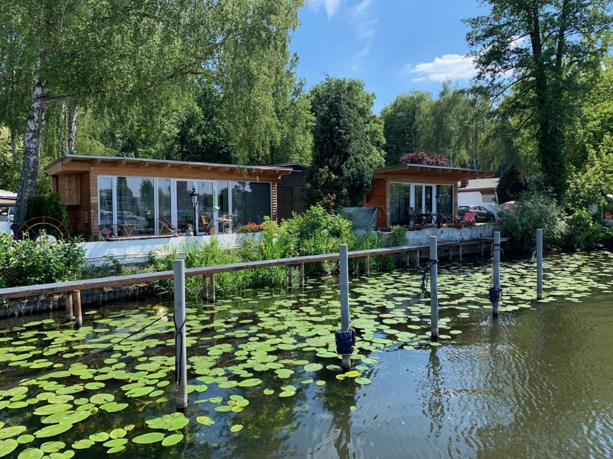 Tiny House Oder Ferienwohnung Auf Der Sunset Marina Berlin Luaran gambar